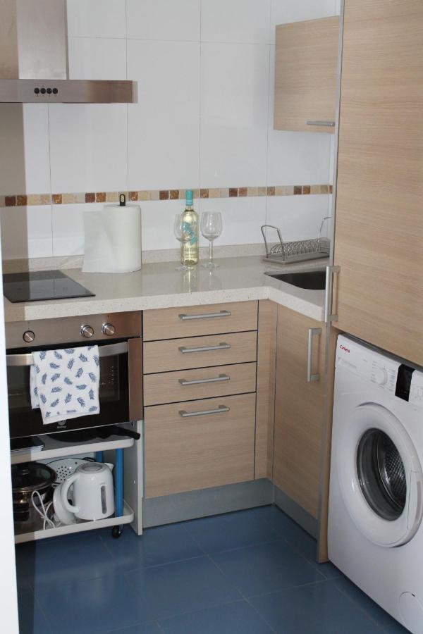 Paseo Maritimo Apartment Malaga Ngoại thất bức ảnh