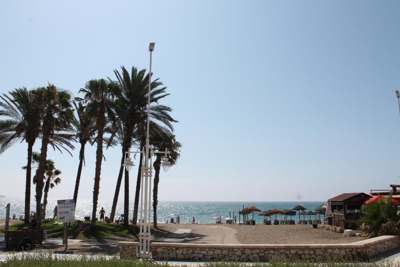 Paseo Maritimo Apartment Malaga Ngoại thất bức ảnh
