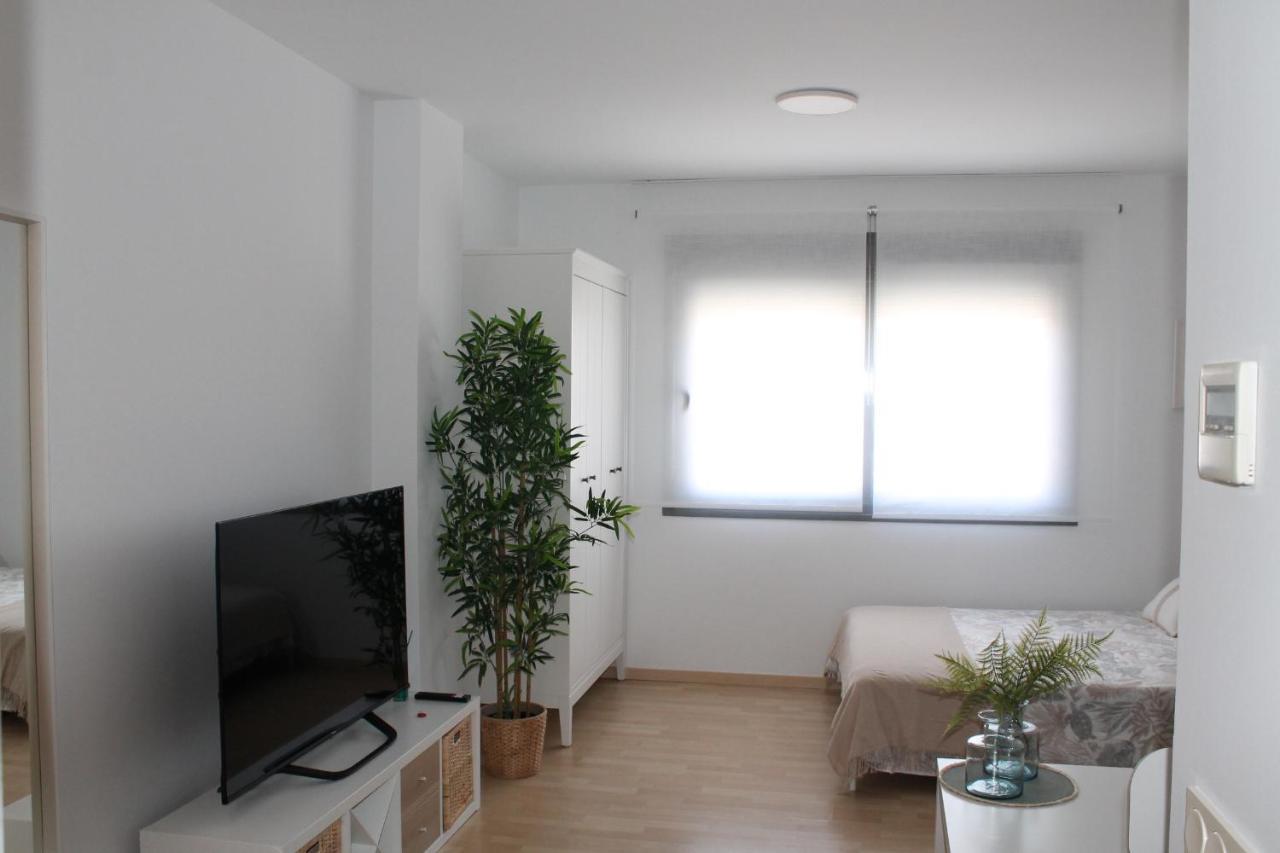 Paseo Maritimo Apartment Malaga Ngoại thất bức ảnh