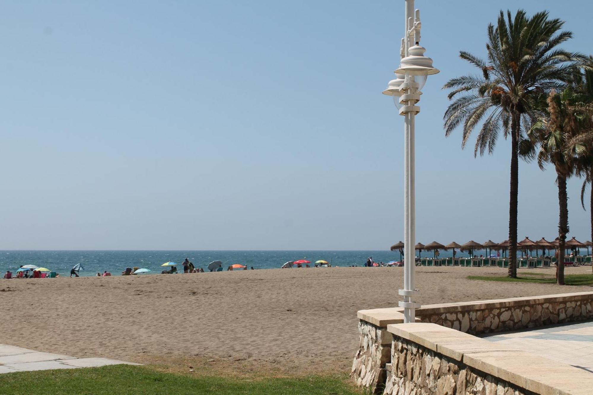 Paseo Maritimo Apartment Malaga Ngoại thất bức ảnh