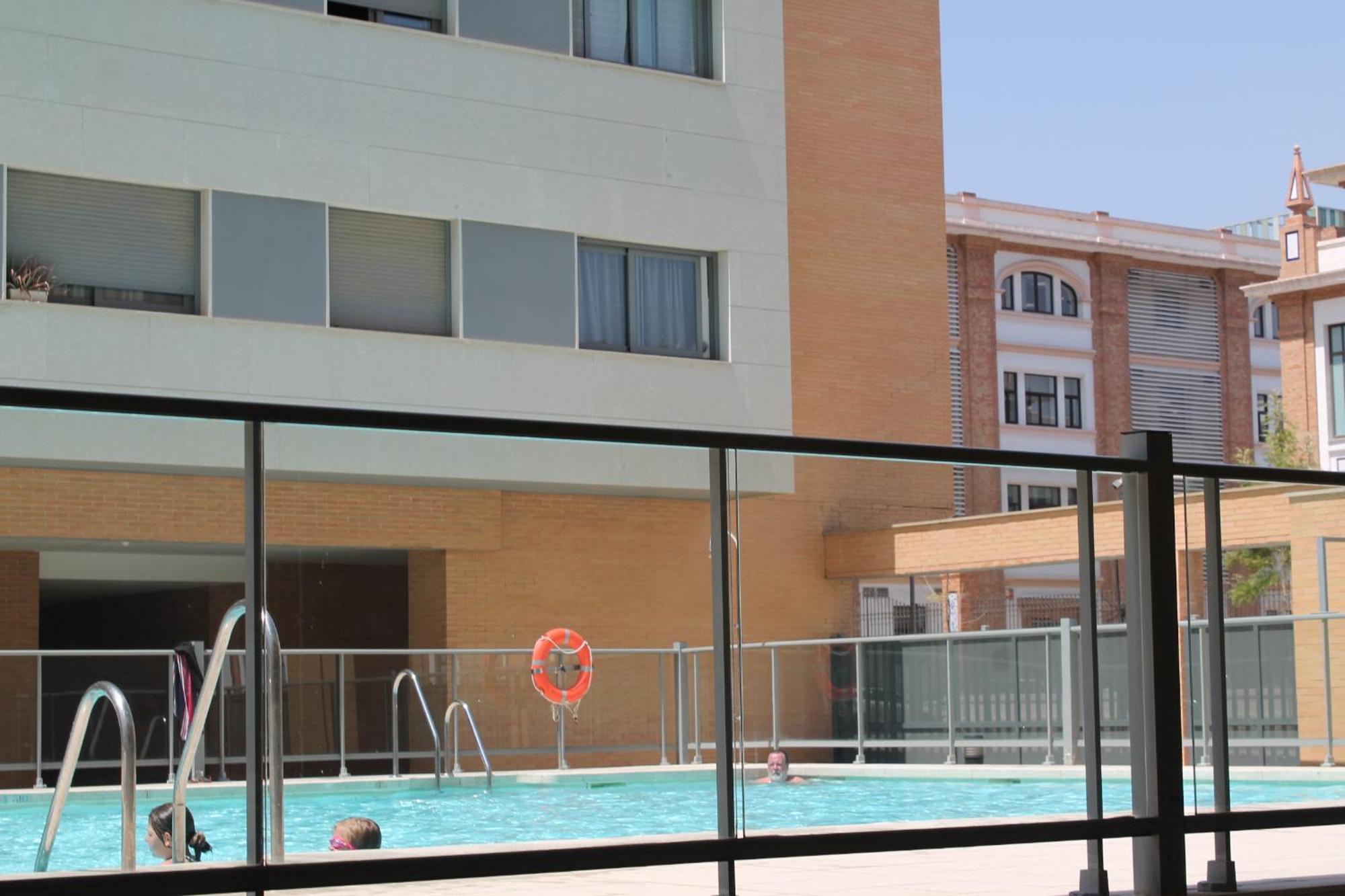Paseo Maritimo Apartment Malaga Ngoại thất bức ảnh